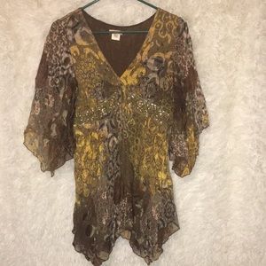 Funky & Fun,  V-neck Blouse! 💛🤎